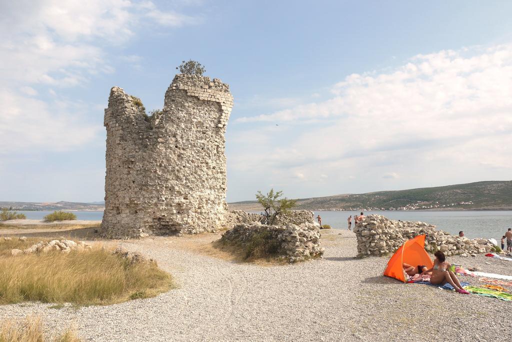 Paklenica Sport Apartments Starigrad Paklenica Dış mekan fotoğraf